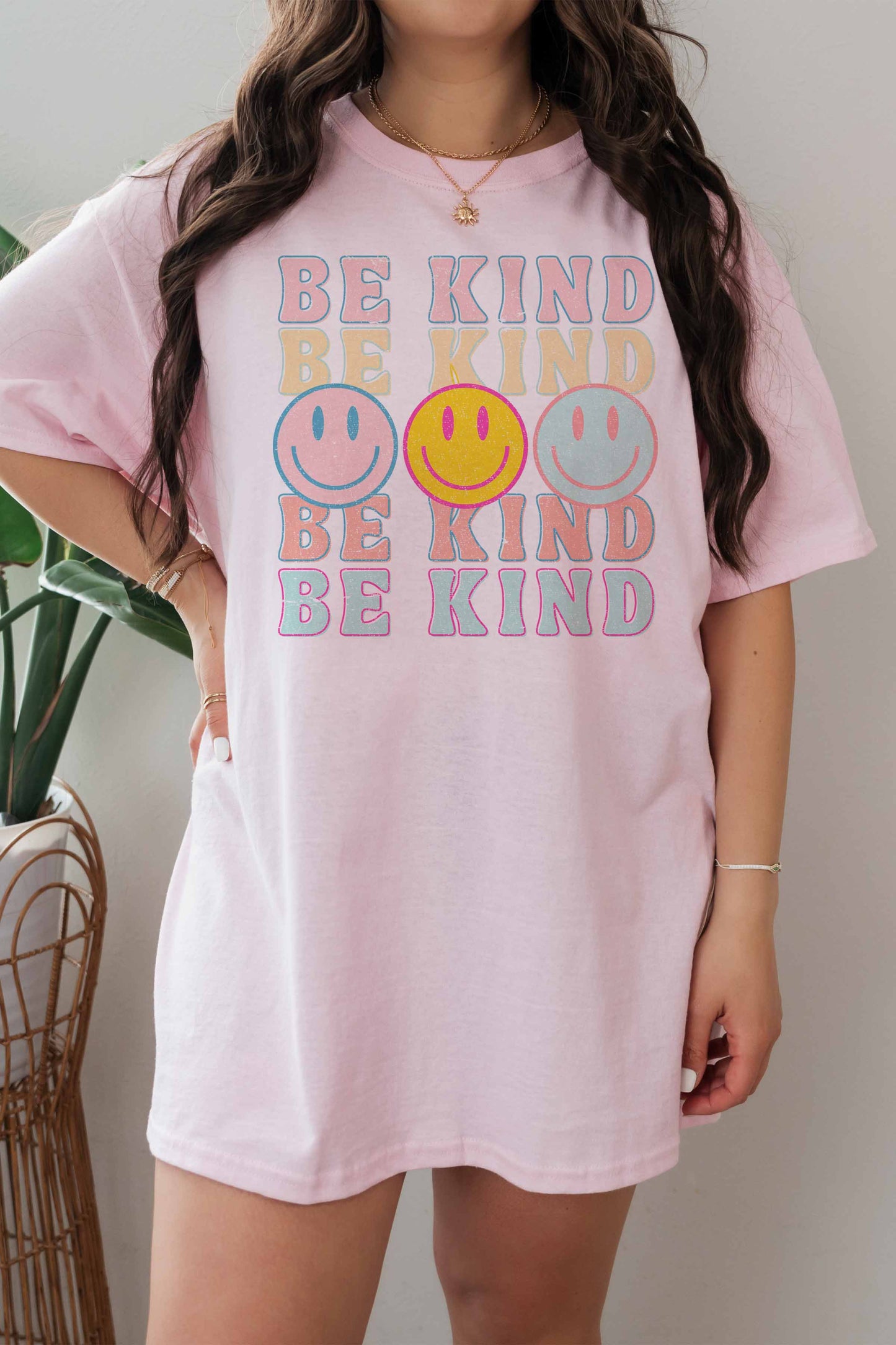 BE KIND smiley tee